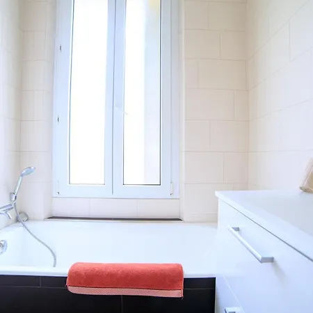 Bel 5* Vue Et Suquet - Centre * Κάννες